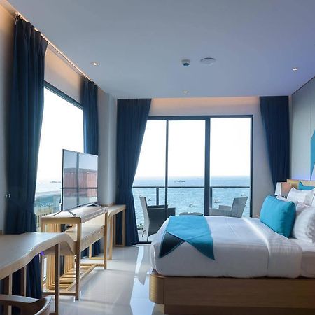 Deep Blue Z10 Hotel Pattaya Bagian luar foto
