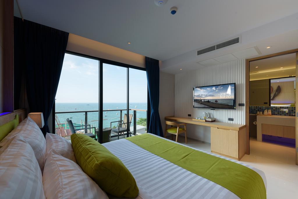 Deep Blue Z10 Hotel Pattaya Bagian luar foto
